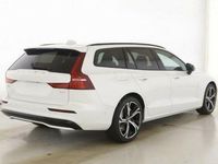 Gebraucht Volvo V60 Plus 197 PS (144 kW) 2024 Crystal white pearl (weiß) Kombi