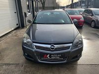 Gebraucht Opel Astra 140 PS (102 kW) 2008 Grau Limousine