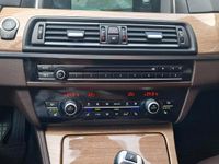 Gebraucht BMW 535 313 PS (230 kW) 2013 Blau Kombi