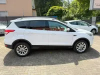 Gebraucht Ford Kuga Titanium 150 PS (110 kW) 2016 Weiß SUV