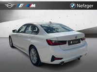 Gebraucht BMW 318 Advantage 156 PS (114 kW) 2022 Alpinweiss 3 Limousine