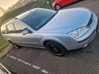 Gebraucht Ford Mondeo 145 PS (106 kW) 2002 Silber Kombi