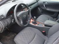 Gebraucht Mercedes C180 143 PS (105 kW) 2003 Silber Limousine