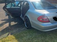 Gebraucht Mercedes E320 Classic 225 PS (165 kW) 2004 Silber Limousine