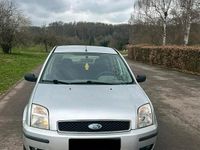 Gebraucht Ford Fusion 68 PS (50 kW) 2003 Silber Kleinwagen