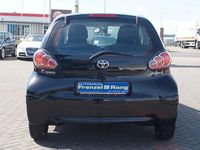 Gebraucht Toyota Aygo 68 PS (50 kW) 2012 Schwarz Kleinwagen