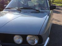 Gebraucht BMW 525 Basis 129 PS (94 kW) 1983 Blau Limousine