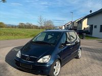 Gebraucht Mercedes A190 125 PS (91 kW) 2002 Blau Kleinwagen