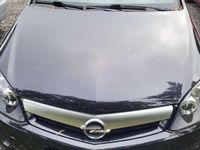 Gebraucht Opel Tigra Sport 90 PS (66 kW) 2005 Saphirschwarz mi2 Cabrio
