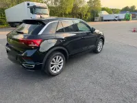 Second-hand VW T-Roc United 150 CP (110 kW) 2020 Negru SUV