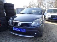 Gebraucht Dacia Sandero Stepway 105 PS (77 kW) 2012 Schwarz "comete" Kleinwagen