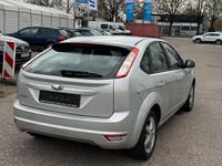 Używany Ford Focus 100 KM (73 kW) 2008 Srebrny Kombi