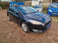 Gebraucht Ford Focus 101 PS (74 kW) 2016 Schwarz Limousine