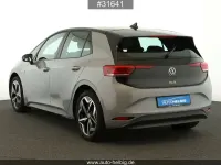 Gebraucht VW ID.3 Pro Performance 150 kW (204 PS) 2023 Mondsteingrau Kleinwagen