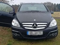 Gebraucht Mercedes B170 116 PS (85 kW) 2009 Schwarz Van / Kleinbus