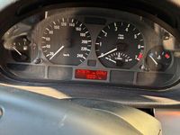 Second-hand BMW 318 Performance 143 CP (105 kW) 2005 Albastru Break