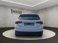 Gebraucht Skoda Fabia Style 110 PS (80 kW) 2022 Moonweiß perleffekt / blackmagic perleffekt Kleinwagen