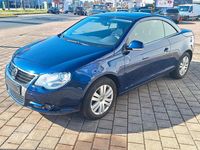 Gebraucht VW Eos 140 PS (102 kW) 2006 Blau Cabrio