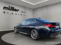 Gebraucht BMW 520 M Sport 190 PS (139 kW) 2022 M carbonschwarz (metallic) Limousine
