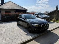 Gebraucht BMW 118 Advantage 136 PS (100 kW) 2015 Schwarz Kleinwagen