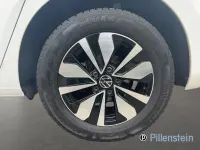 Gebraucht VW Touran Goal 150 PS (110 kW) 2025 Weiß Van / Kleinbus