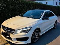 Gebraucht Mercedes CLA200 156 PS (114 kW) 2015 Weiß Limousine