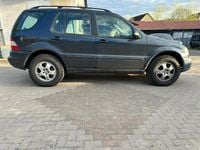 Second-hand Mercedes ML270 2003 SUV