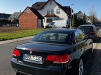Gebraucht BMW 330 Cabriolet 278 PS (204 kW) 2007 Schwarz Cabrio
