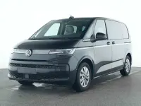 Second-hand VW Multivan Style 150 CP (110 kW) 2025 Negru Monovolum