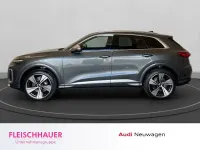 Neu Audi SQ5 Sport 367 PS (269 kW) 2026 Grau SUV