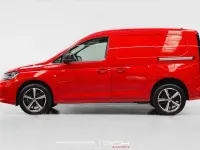 Neu VW Caddy 122 PS (89 kW) 2025 Rot Van / Kleinbus