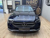 Gebraucht Mercedes E400 243 PS (178 kW) 2023 Blau