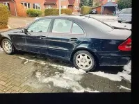 Gebraucht Mercedes E200 122 PS (89 kW) 2005 Schwarz Limousine