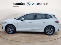 Gebraucht BMW 220 Active Tourer 170 PS (125 kW) 2025 Alpinweiß Van / Kleinbus