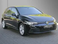 Gebraucht VW Golf VIII Life 150 PS (110 kW) 2022 Schwarz Kleinwagen