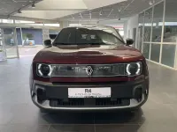 Neu Renault 4 E-Tech Evolution 77 kW (106 PS) 2025 Karmesinrot metallic SUV