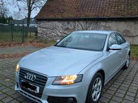Gebraucht Audi A4 140 PS (102 kW) 2010 Silber Limousine