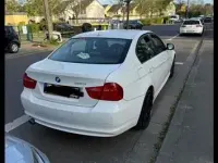 Gebraucht BMW 320 Sport Line 170 PS (125 kW) 2009 Weiß Limousine