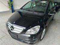 gebraucht Mercedes B180 *AUTOM*BI-XEN*SPORTPAKT*PTS*SHZ*LEDER*S-HFT