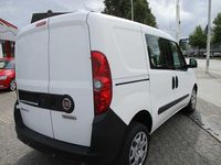 Gebraucht Fiat Doblò 95 PS (69 kW) 2020 Weiß Van / Kleinbus