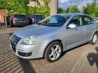 Gebraucht VW Jetta Comfortline 122 PS (89 kW) 2009 Silber Limousine