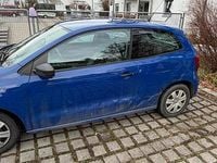 Gebraucht VW Polo 70 PS (51 kW) 2011 Blau Kleinwagen