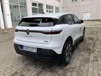 Gebraucht Renault Megane E-Tech Evolution 96 kW (131 PS) 2023 Arktisweiß Limousine