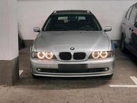 Gebraucht BMW 520 Exclusive 170 PS (125 kW) 2003 Silber Kombi