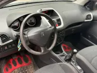 Gebraucht Peugeot 206+ 75 PS (55 kW) 2009 Weiß Kleinwagen