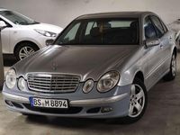 Gebraucht Mercedes E200 122 PS (89 kW) 2005 Grau Limousine