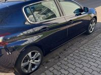 gebraucht Peugeot 308 Allure PureTech 130 EAT6 STOP & START Allure