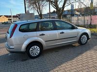 Gebraucht Ford Focus 101 PS (74 kW) 2006 Grau Kombi