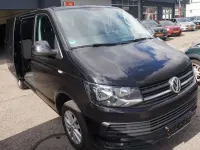 Gebraucht VW Transporter 150 PS (110 kW) 2019 Deep black perleffekt Van