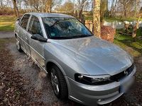 Gebraucht Opel Vectra 101 PS (74 kW) 2001 Silber Limousine